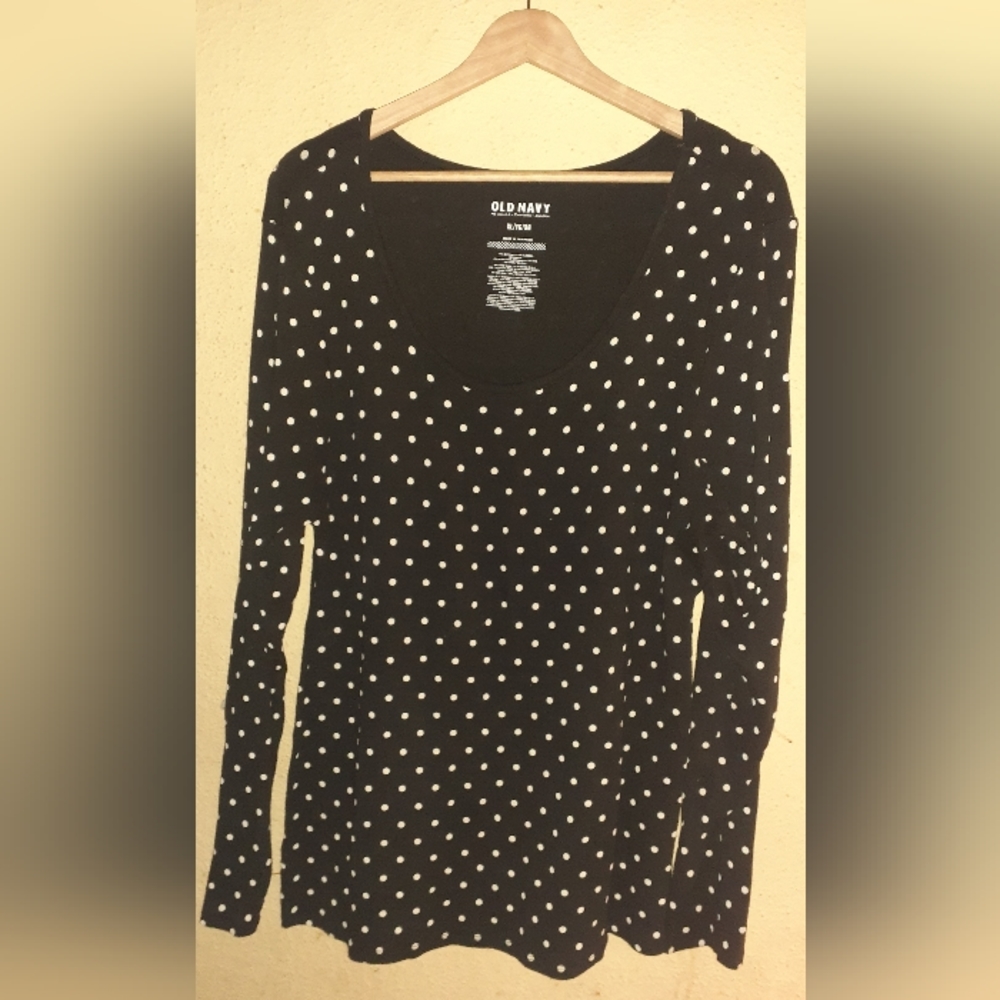 Old Navy Polka Dot Leightweight Sweater